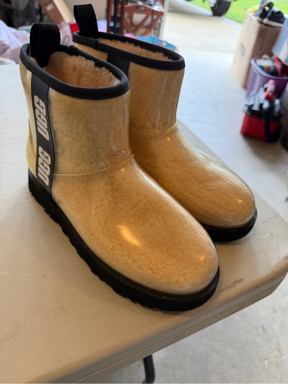 UGG women’s  Beige Shearling-Lined Glossy Rain Boots